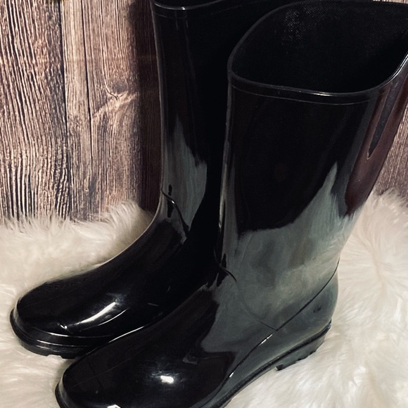 🆕 Nordstrom tall Black Rainboots ☔️ Size 10 - Picture 6 of 9